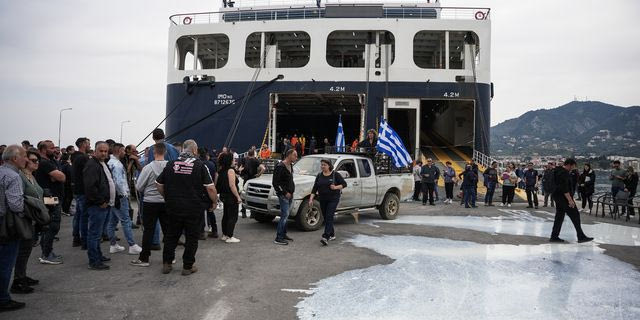 Έληξε το μπλόκο των κτηνοτρόφων στο λιμάνι της Μυτιλήνης