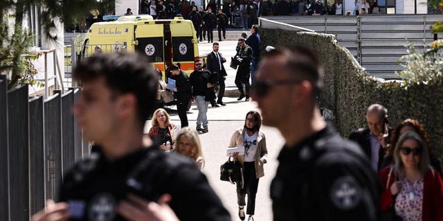 Θρίλερ στην Αθήνα: Η ΕΛ.ΑΣ αναζητά ακόμα τον… 89χρονο που πυροβόλησε πέντε άτομα