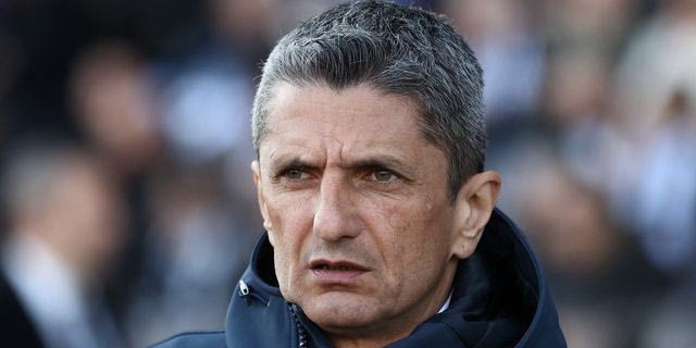 Ο Λουτσέσκου δεν έκανε δηλώσεις και έφυγε απευθείας από την Τούμπα για το αεροδρόμιο