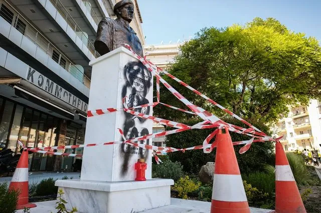Θεσσαλονίκη: Άγνωστοι βανδάλισαν την προτομή του Γιώργου Λυγγερίδη