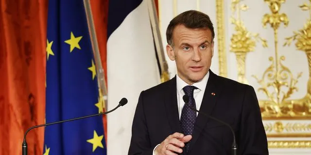 Ο Μακρόν προβάλλει την “προβλεψιμότητα” της Ευρώπης απέναντι στο “απρόβλεπτο” του Τραμπ