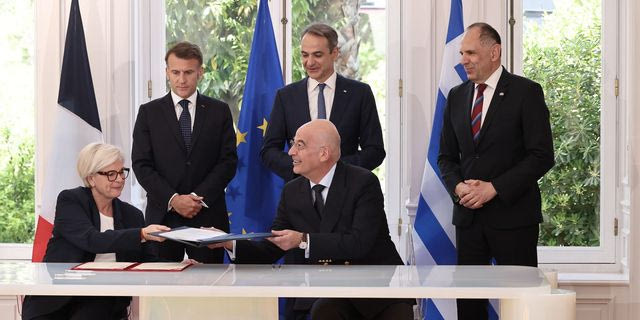 Οι 9 συμφωνίες που υπέγραψαν Ελλάδα – Γαλλία