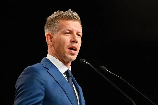 Πέτερ Μάγιαρ