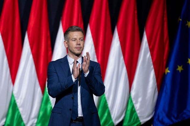 Πέτερ Μαγιάρ