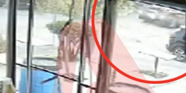 Μενίδι: Βίντεο από την φονική παράσυρση της ηλικιωμένης από φορτηγό