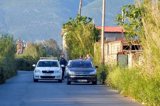 Μεσσηνία: Θρίλερ με τον 44χρονο που βρέθηκε νεκρός σε στάβλο – Τι εξετάζουν οι Αρχές