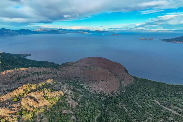 H προειδοποίηση για το ελληνικό ηφαίστειο που "αναπνέει" εδώ και χιλιάδες χρόνια