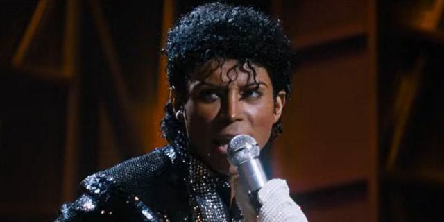 “Michael”: Θεατές χορεύουν στις προβολές της ταινίας – Αντιδράσεις για το νέο trend
