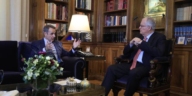 Μητσοτάκης σε Τασούλα: Η κυβέρνηση κάνει το καλύτερο για να στηρίξει τα ελληνικά νοικοκυριά