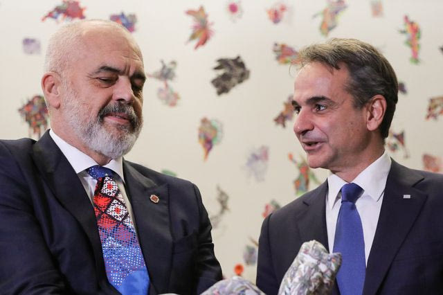 Συνάντηση του Κυριάκου Μητσοτάκη με τον Έντι Ράμα στο Μέγαρο Μαξίμου