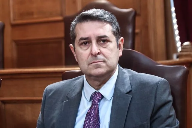 Σε σοβαρή κατάσταση ο Γιώργος Μυλωνάκης - Υποβλήθηκε σε επέμβαση για το ανεύρυσμα