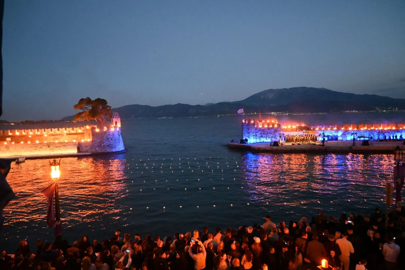 Περιφορά του Επιταφίου στη Ναύπακτο