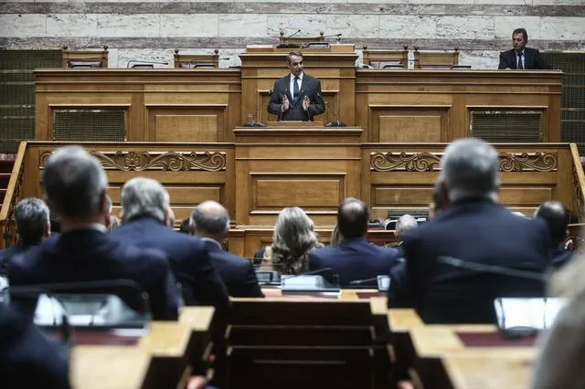 Για ποιον χτυπά η γαλάζια “κουδούνα”