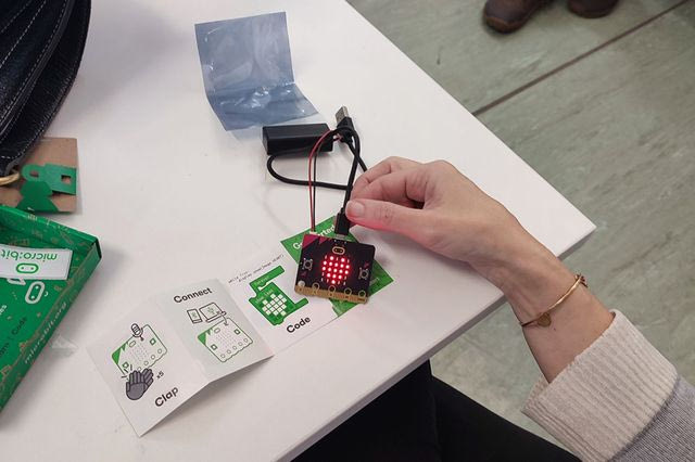 Generation Next: Εργαστήρια STEM σε εκπαιδευτικούς Δημοτικού στον Δήμο Πειραιά