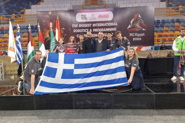 Διπλή Διάκριση στο Παγκόσμιο Πρωτάθλημα Ρομποτικής στην Αίγυπτο