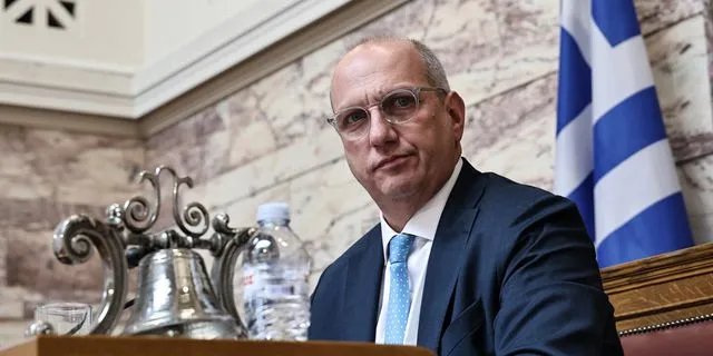 Ο Γιάννης Οικονόμου