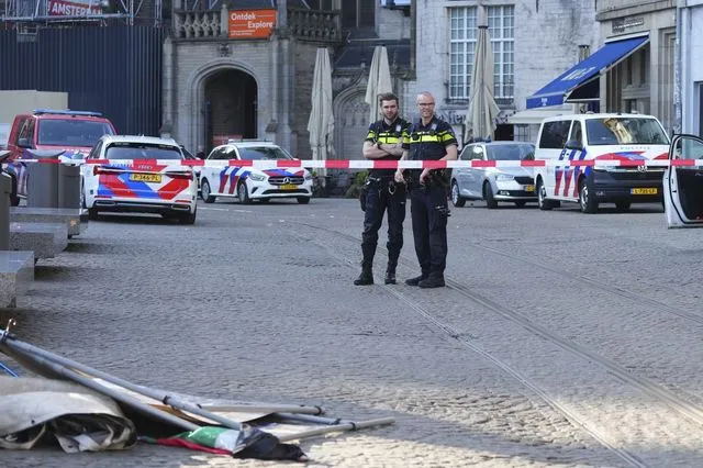 Ολλανδία: Έκρηξη στο Israel Center – Τι ερευνά η αστυνομία