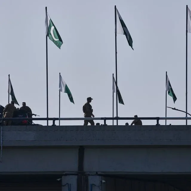 Φρουρός στο σημείο των συνομιλιών μεταξύ ΗΠΑ και Ιράν στο Πακιστάν