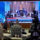 Μέση Ανατολή: “Ιστορική μέρα” – Σε “θετικό κλίμα” οι συνομιλίες ΗΠΑ – Ιράν