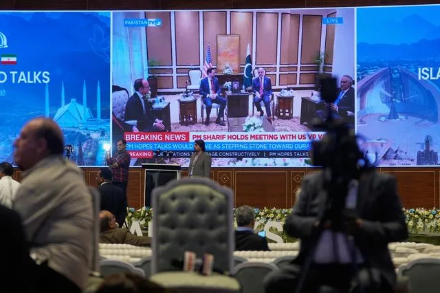 Al Jazeera: “Ιστορική μέρα” – Σε “θετικό κλίμα” οι συνομιλίες ΗΠΑ – Ιράν