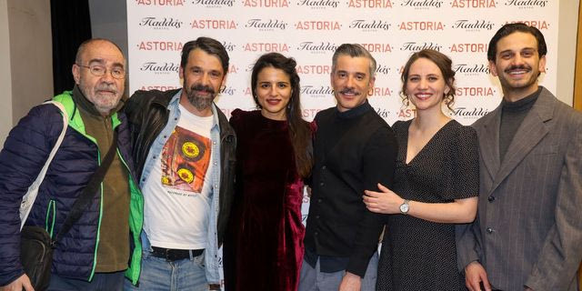 Παράταση παραστάσεων και μια ακόμα βραδιά για φίλους για την επιτυχημένη μουσική παράσταση «ASTORIA» στο Θέατρο Παλλάς