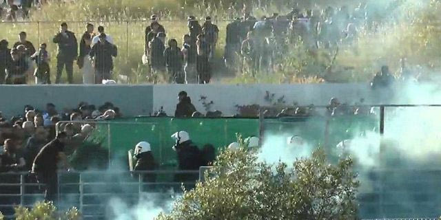 ΠΑΟΚ – ΟΦΗ: Ένταση ανάμεσα σε ΜΑΤ και φίλους του Δικεφάλου