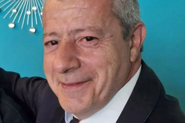 Πέθανε ο δημοσιογράφος Νίκος Παπαδάκος σε ηλικία 56 ετών