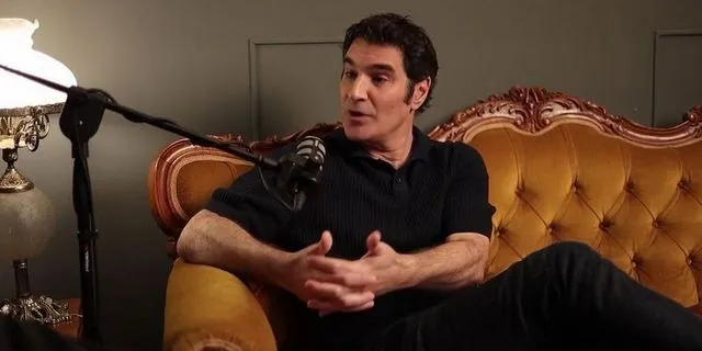 Παπακαλιάτης: Όταν με σκηνοθετώ είναι καταστροφή, μου λέω “μίλα ατάλαντε”