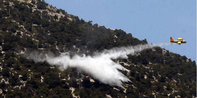 Οριοθετήθηκε η φωτιά στην Πάρνηθα – Τεράστια η κινητοποίηση της Πυροσβεστικής