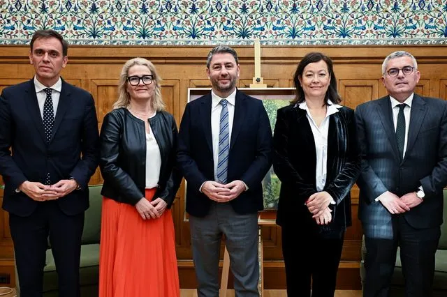 Συνάντηση Ανδρουλάκη με τις Ευρωπαίες εισηγήτριες Miapetra Kumpula – Natri και Laura Castel