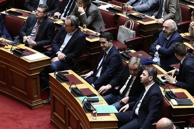 Με το “όπλο παρά πόδα” η αντιπολίτευση για τη δικογραφία του ΟΠΕΚΕΠΕ