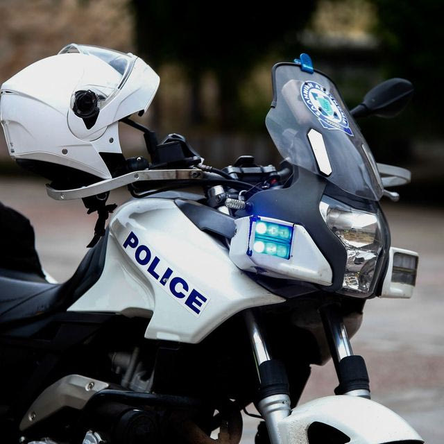 Έφοδος σε παράνομο γηροκομείο στους Αμπελόκηπους – Ηλικιωμένοι ζούσαν σε άθλιες συνθήκες