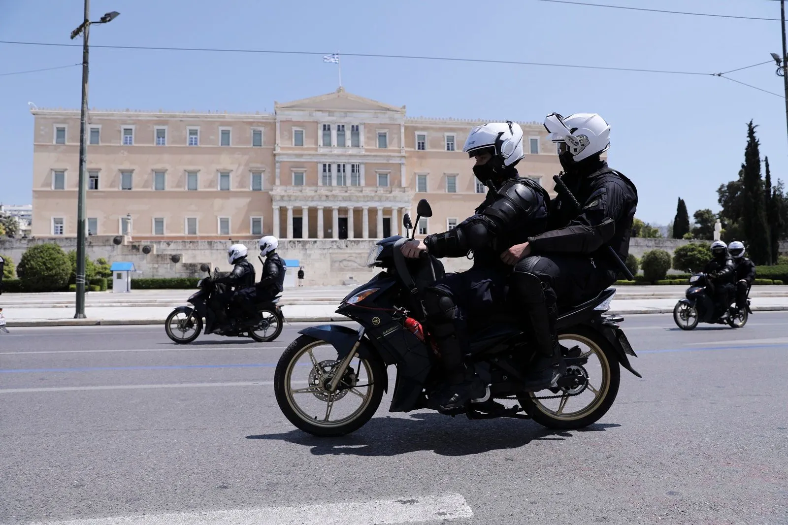Αστυνομικός Βουλής: Πρόταση ενοχής για την κακοποίηση των παιδιών του
