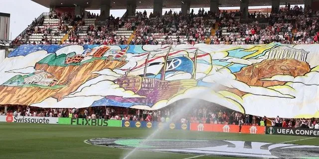 Ράγιο Βαγιεκάνο – ΑΕΚ: Το γιγαντοπανό των γηπεδούχων με πειρατικό και τον Παρθενώνα