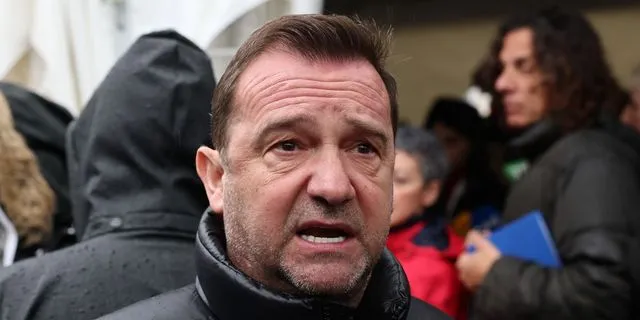 Δίκη για τα Τέμπη: Συγκίνηση και διαμαρτυρίες στη δεύτερη συνεδρίαση