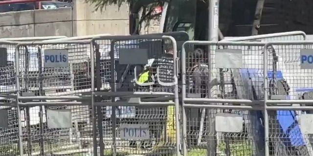 Επίθεση στο προξενείο του Ισραήλ στην Κωνσταντινούπολη – Ενας νεκρός και τέσσερις τραυματίες