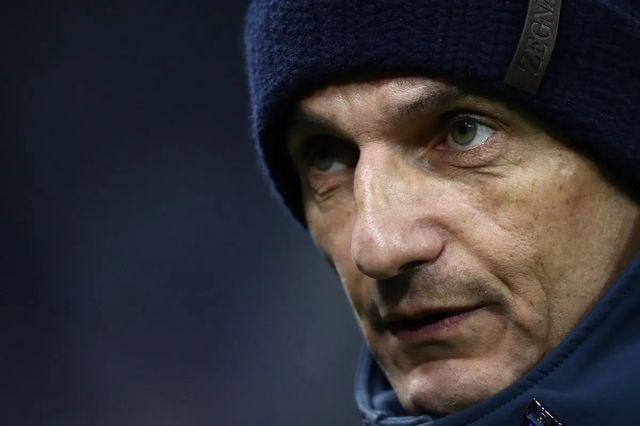 Μιρτσέα Λουτσέσκου: Ο Ραζβάν συγκίνησε με την ομιλία του στην κηδεία του πατέρα του