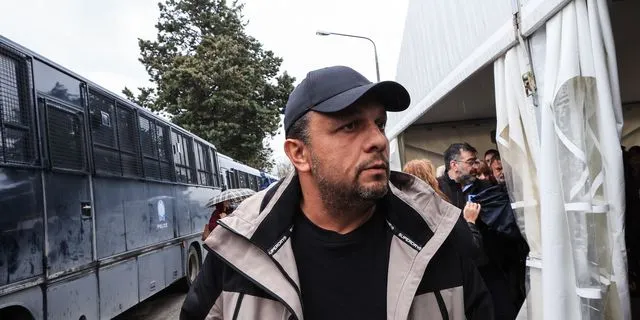 Πάνος Ρούτσι: “Στις θέσεις κάθονται αστυνομικοί κι εμείς είμαστε στην άκρη”