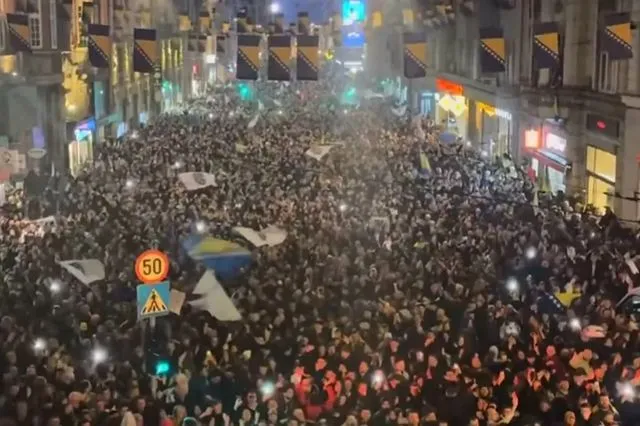 Μουντιάλ 2026: Κάηκε το Σαράγεβο για την πρόκριση της Βοσνίας