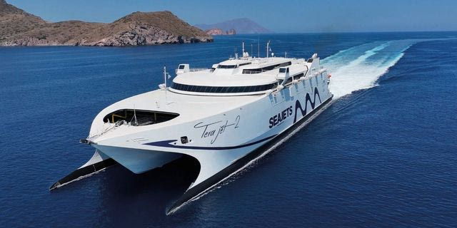 SEAJETS: Ακόμα πιο προσιτά ταξίδια σε Άνδρο και Τήνο από και προς τη Ραφήνα με νέες προσφορές