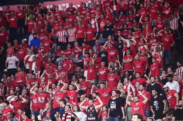 Το μήνυμα του Ολυμπιακού στον κόσμο του: “Ντυνόμαστε όλοι στα κόκκινα”