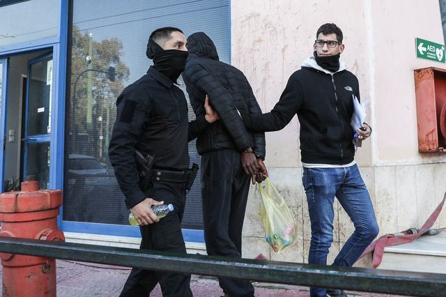 Λιοσίων: Ξεκινά προσπάθεια αφύπνισης της 16χρονης – Την Πέμπτη στον ανακριτή ο οδηγός