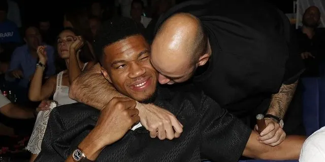 Αντετοκούνμπο: “Γι’ αυτό αγαπώ τον Σπανούλη”