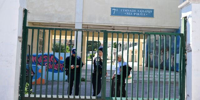Μαθήτρια 13 ετών έπεσε από το μπαλκόνι σχολείου