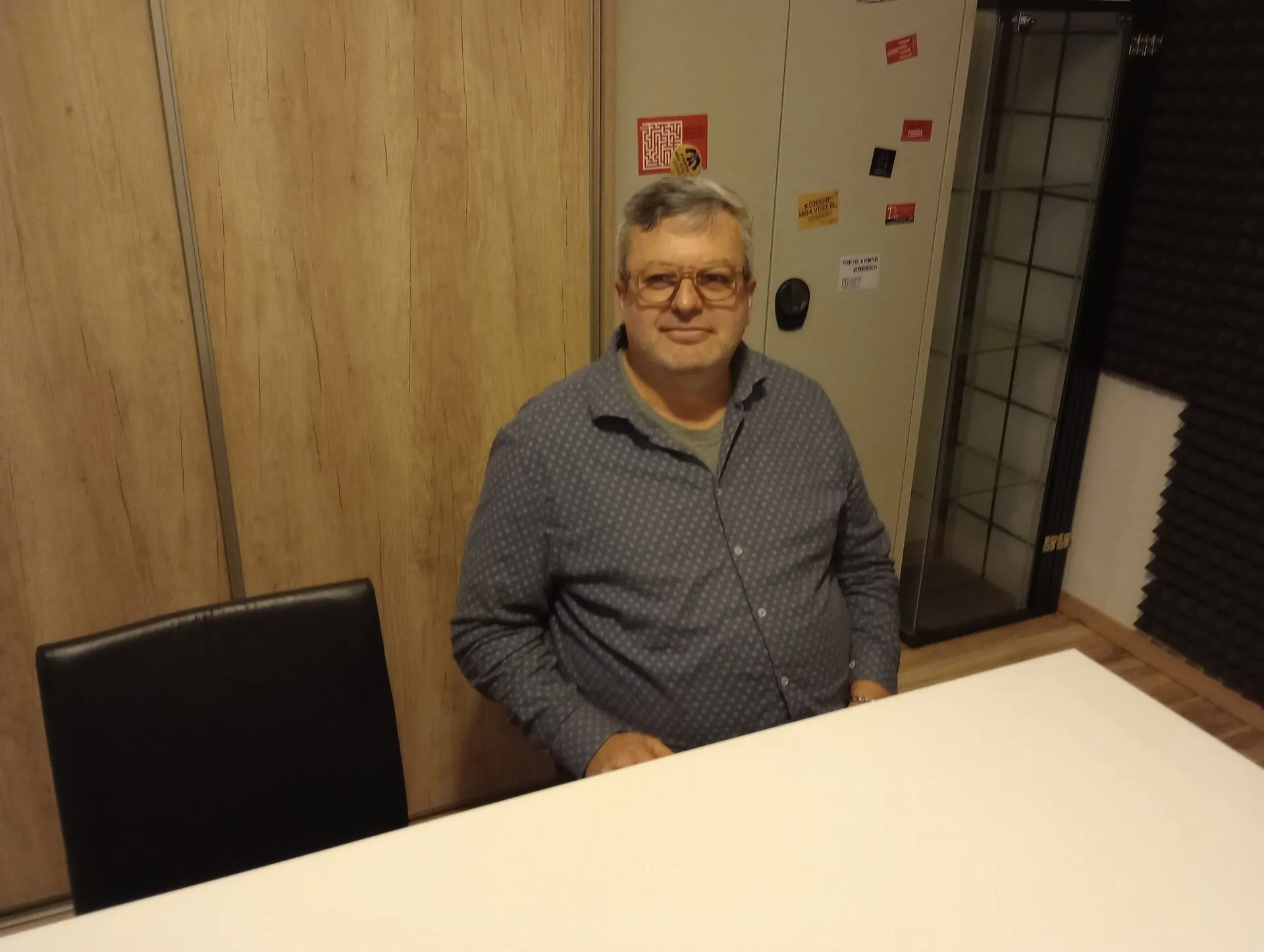 Ο δημοσιογράφος Ταμάς Μπόντοκι