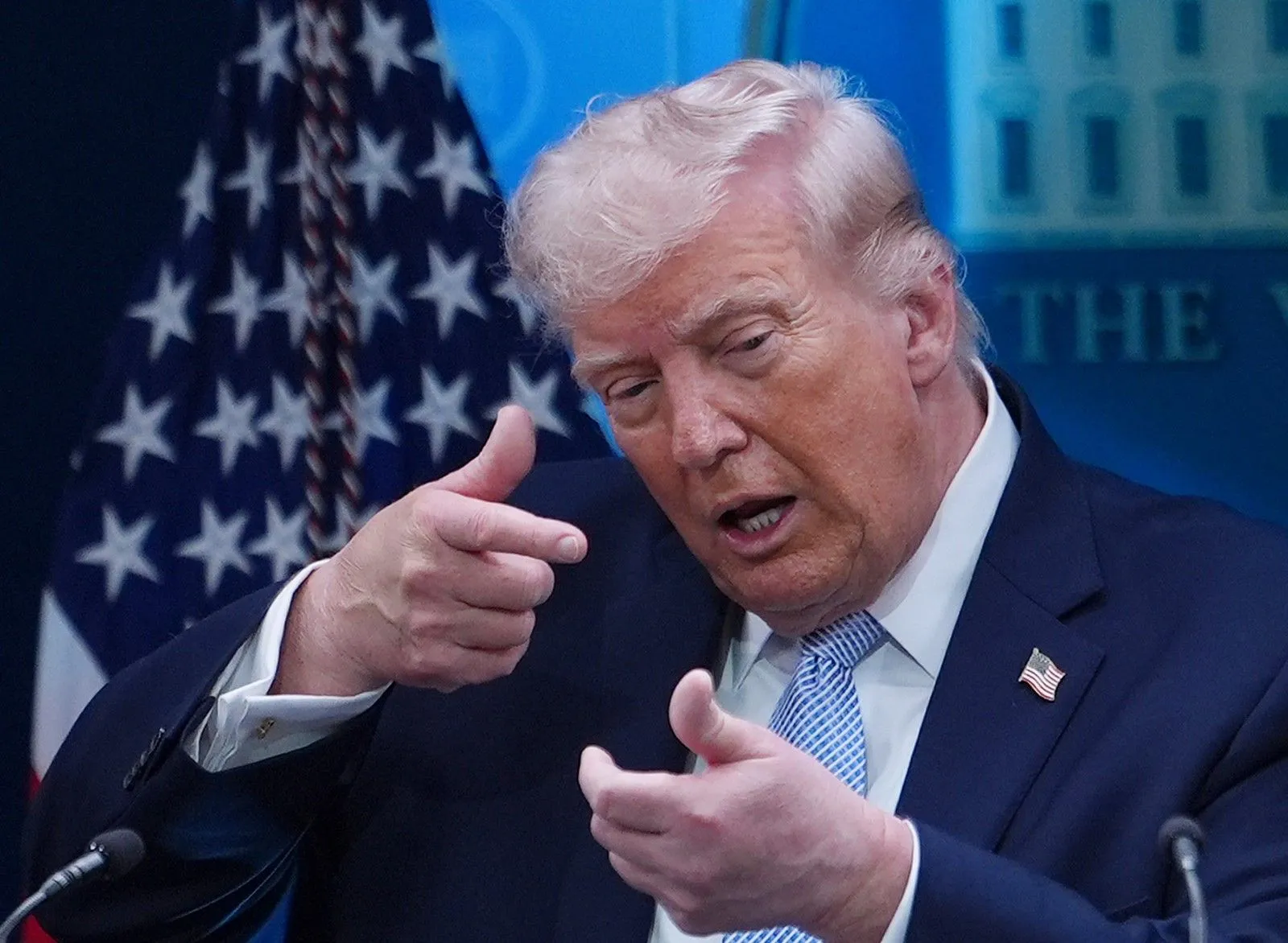 Ο Τραμπ λέει ότι οι συζητήσεις με το Ιράν θα γίνουν κεκλεισμένων των θυρών