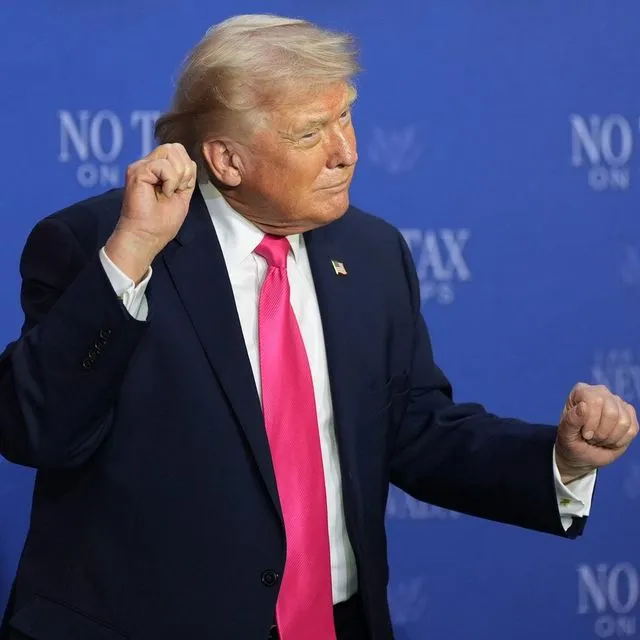 “Καταιγίδα” αναρτήσεων από Τραμπ για τα Στενά του Ορμούζ