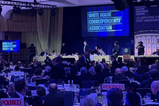 Φυγαδεύτηκε ο Τραμπ μετά από επίθεση ενόπλου στην Ουάσινγκτον