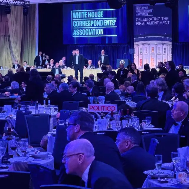 Μάρτυρας περιγράφει τις στιγμές χάους στην Ουάσινγκτον – “Πέσαμε στα γόνατα, κόσμος ούρλιαζε”