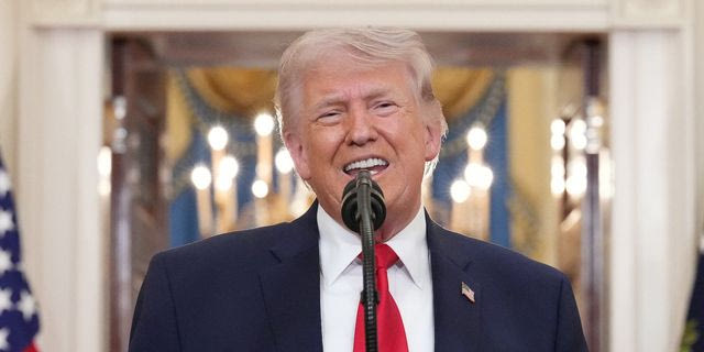 Τραμπ σε αστροναύτες του Artemis II: “Συγχαρητήρια, επόμενο βήμα ο Άρης”